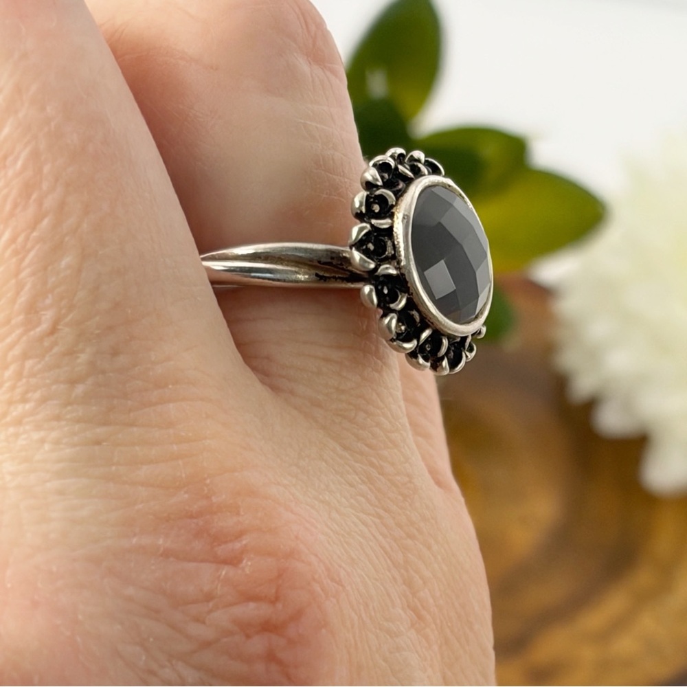 Pandora Wanda’s Garden II Floral Elegance Grey Moonstone 925 Ring Size 6.75 or 7 - Picture 6 of 11